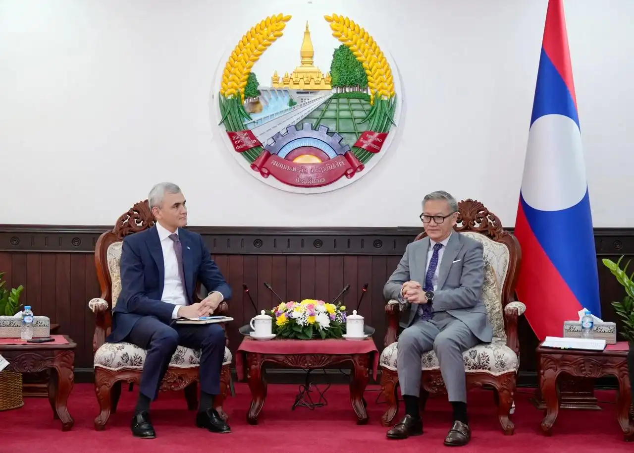 ລັດຖະມົນຕີ ກະຊວງການຕ່າງປະເທດ ຕ້ອນຮັບການເຂົ້າຢ້ຽມຂໍ່ານັບ ຂອງ ຜູ້ປະສານງານ ອົງການ ສະຫະປະຊາຊາດ ປະຈໍາ ສປປ ລາວ